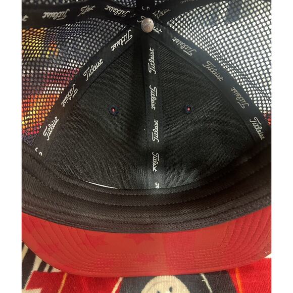 Titleist Navy and Red Cap - Picture 6 of 6